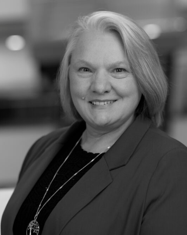 Dr Angela Kukula