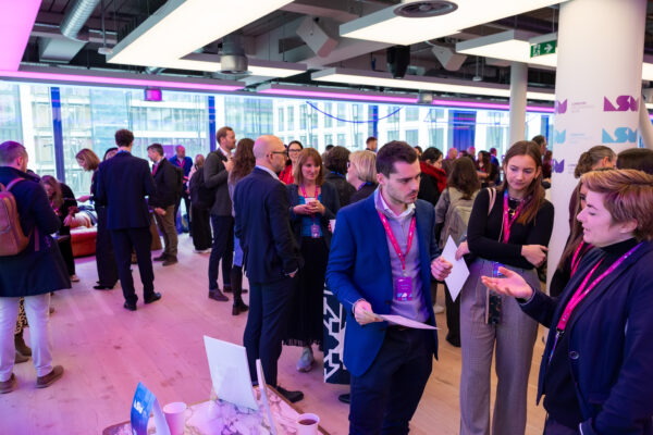 LLSW_18Nov_098 (1) LLSW_18Nov_098 (1)